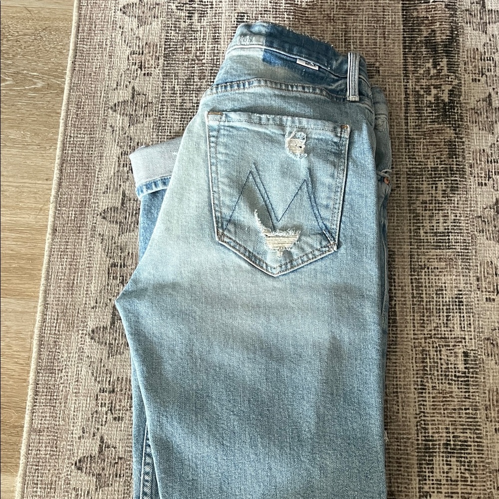 MOTHER Light Wash Cropped Ankle Jeans